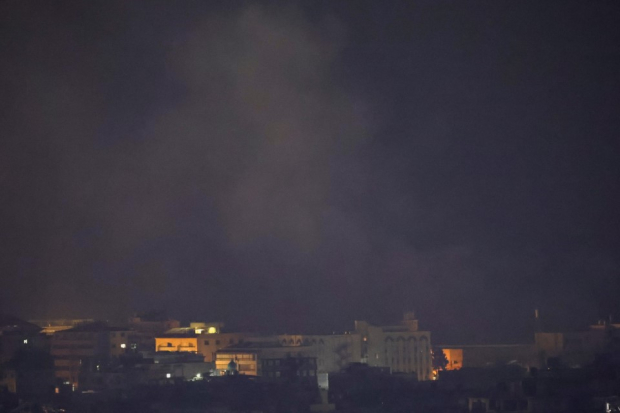 Humo en Beirut, tras ataque israelí.