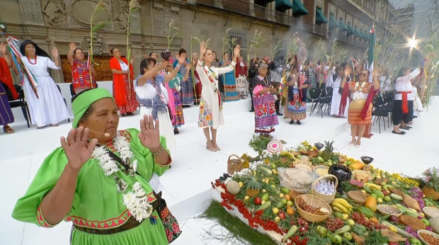 Las guías espirituales pidieron perdón a la madre tierra y afirmaron que Claudia Sheinbaum no está sóla, cuenta con el apoyo de todos los pueblos originarios.