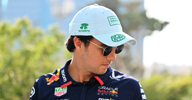 Checo Pérez se mantiene firme con Red Bull, pero excampeón mundial nombra el reemplazo del mexicano