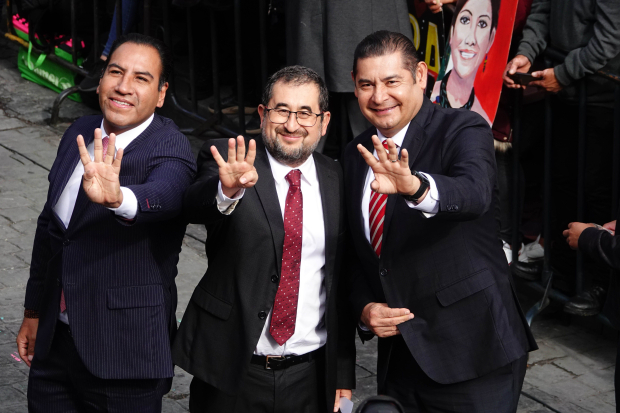 Eduardo Ramírez, César Cravioto y Alejandro Armenta, ayer.