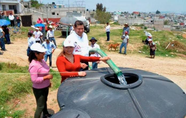 Alejandro Armenta busca enfrentar la crisis hídrica en Puebla.