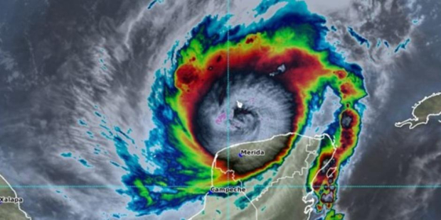 Más temprano, el huracán "Milton" se degradó a categoría 4 frente a costas de Yucatán.