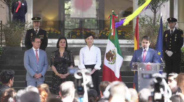 El embajador español Juan Duarte Cuadrado, durante la celebración de la Fiesta Nacional de España, en la CDMX.