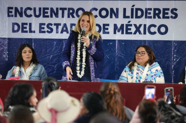 Romina Contreras señaló que, como lo prometió Jorge Romero, los integrantes de esta planilla están saliendo a las calles.