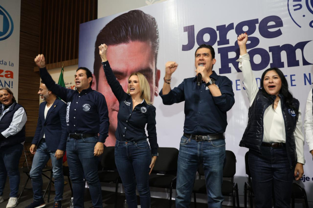 Romina Contreras y Jorge Romero enfatizan la renovación y unidad del PAN para consolidarlo como una fuerza política sólida y cercana a la ciudadanía.