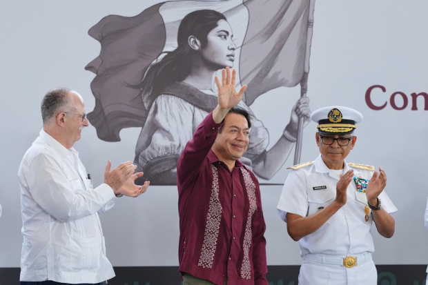 El titular de la SEP, Mario Delgado, asistió a la la firma del Convenio Pensión Universal para Personas Con Discapacidad en Yucatán.