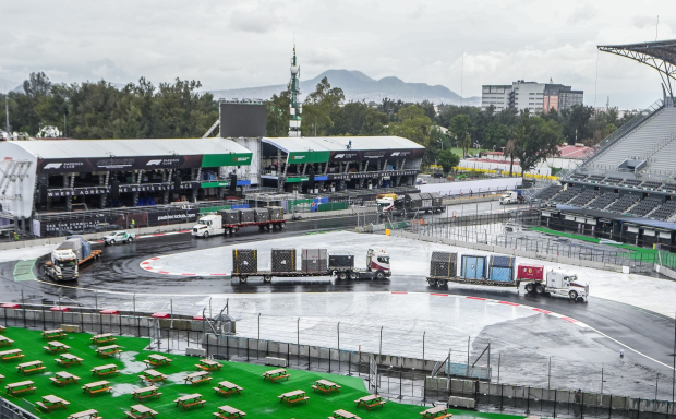 Un cargamento de más de 50 toneladas arribó al Autódromo Hermanos Rodríguez para el GP de México de F1