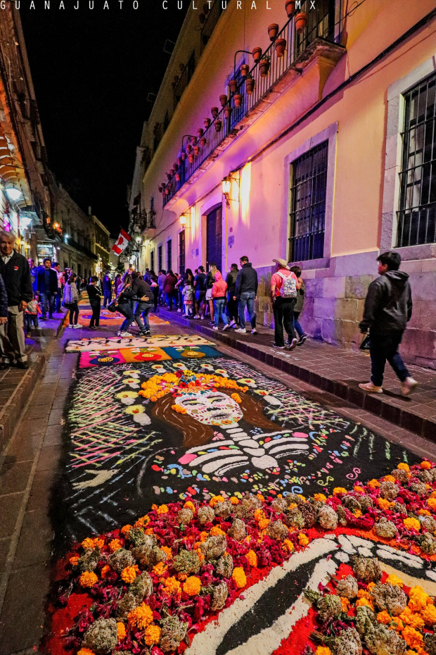 El tapete de la Muerte es una de las tradiciones más celebradas.