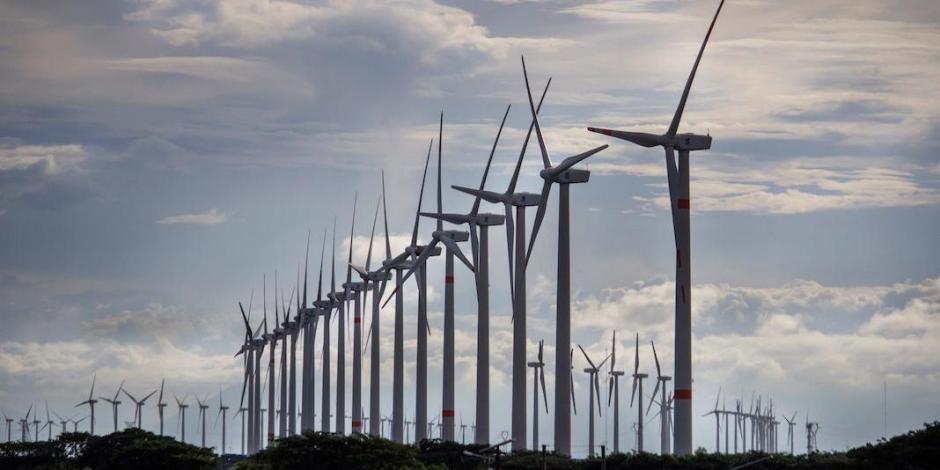 El CCE asegura que la inversión privada busca una transición energética a fuentes renovables.
