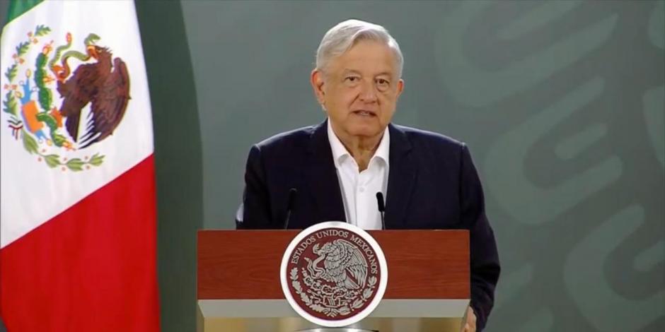 El Presidente López Obrador durante la conferencia mañanera del lunes 15 de junio.