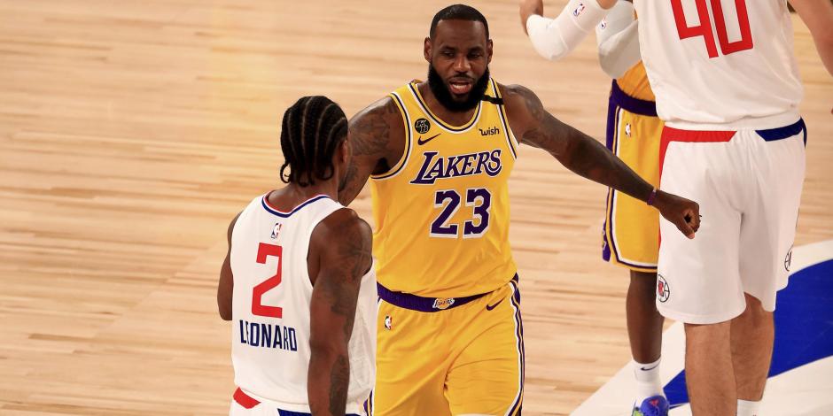 Lakers venció a Lakers en el clásico de Los Ángeles en su primer partido después de la reanudación de la NBA.