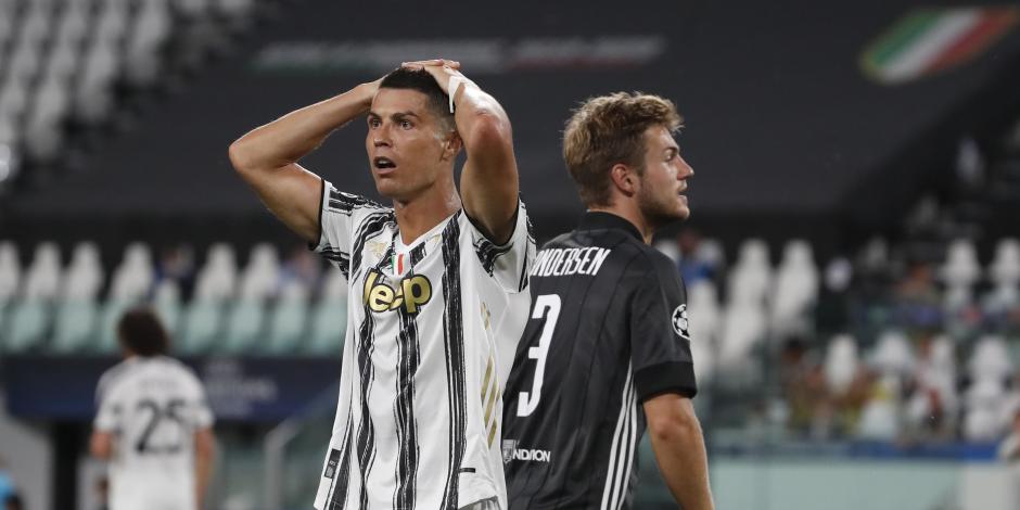 Cristiano Ronaldo lamenta una falla frente a la portería del Lyon.
