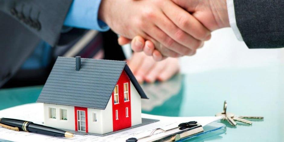 Antes de comprar una casa es importante investigar que la persona que te la venda tenga todos los papeles en orden.