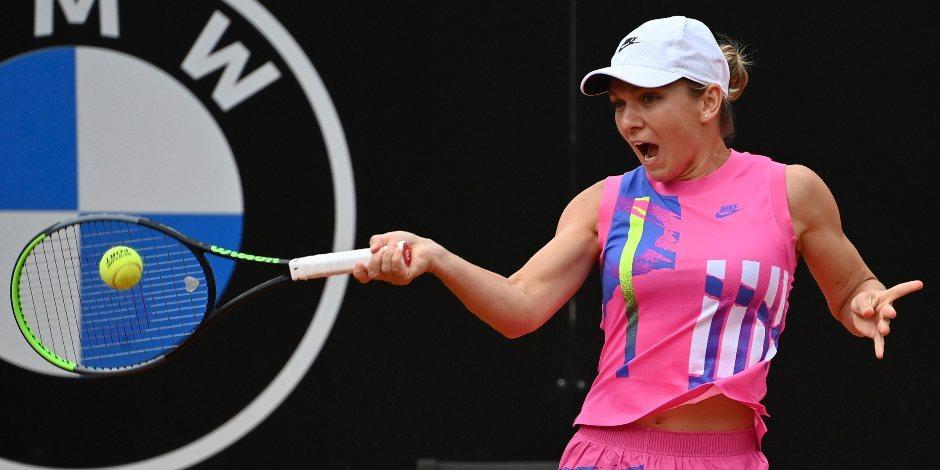 Simona Halep en un torneo de la WTA