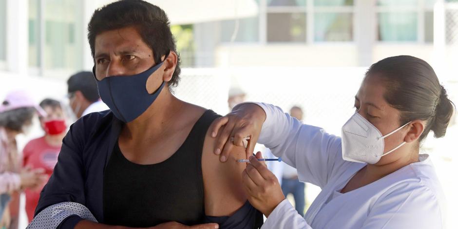 La Campaña Nacional de Vacunación contra la Influenza Estacional ha sido "todo éxito" en la CDMX; autoridades aplican más de 2 millones 500 mil dosis
