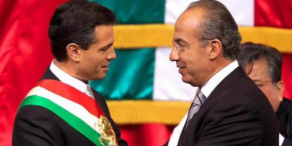 Enrique Peña Nieto y Felipe Calderón en la toma de posesión de 2012.