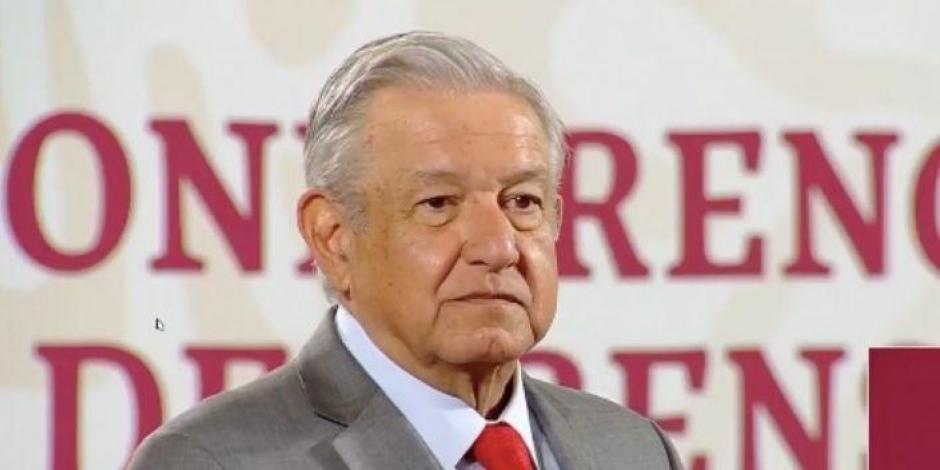 Andrés Manuel López Obrador (AMLO), en su mañanera del 22 de octubre, contestando diversos temas.