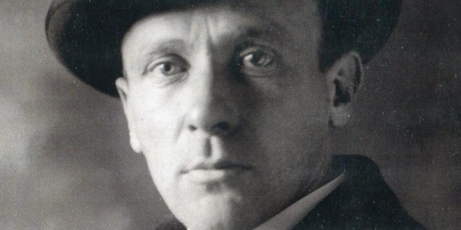 Mijaíl Afanasievich Bulgákov (1891-1940).