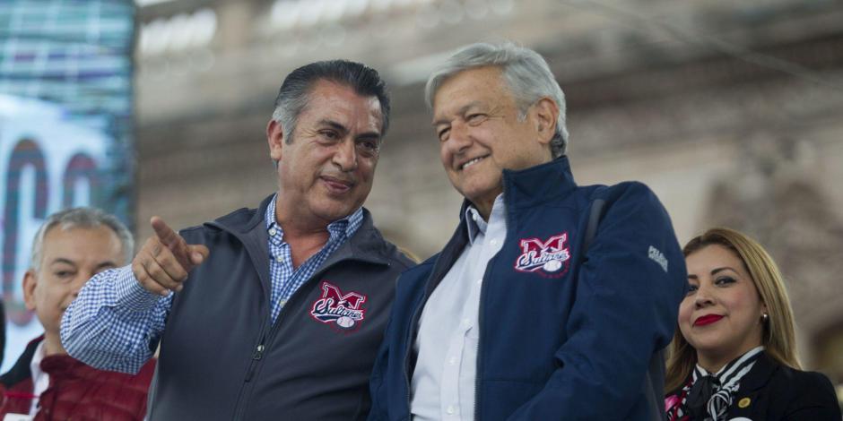 A la izquierda, Jaime Rodríguez Calderón "El Bronco"; a la derecha, el presidente Andrés Manuel López Obrador