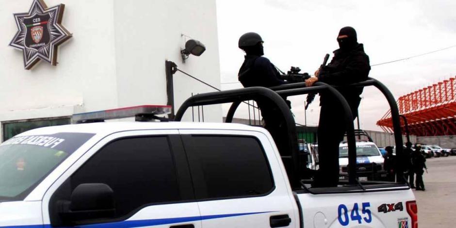 Elementos de la Policía Estatal realizan recorridos de vigilancia en la entidad.