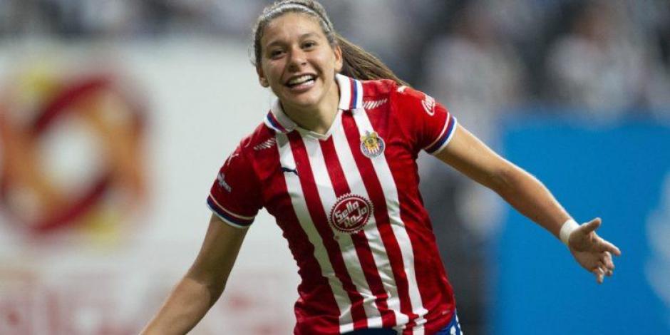 Norma Palafox celebra un gol con Chivas el año pasado en la Liga MX Femenil.