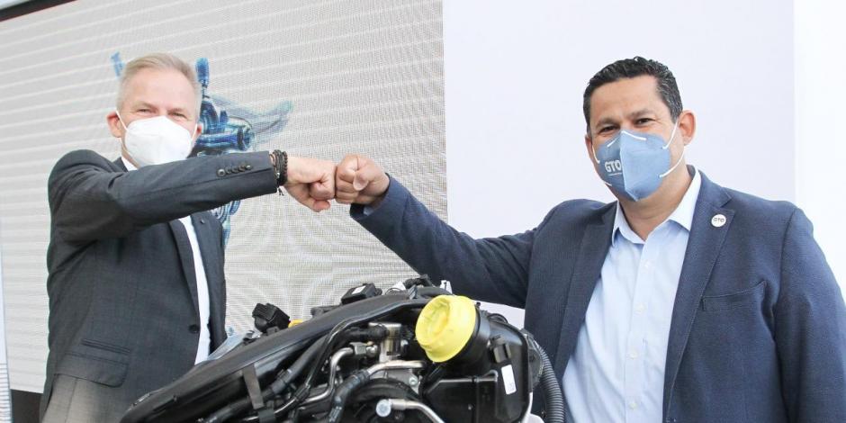 El empresario de VW en México y el gobernador de Guanajuato, Diego Sinhue Rodríguez Vallejo.