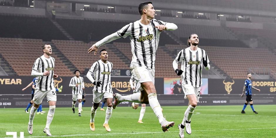 Cristiano Ronaldo celebra uno de sus goles ante el Inter de Milán en la Copa de Italia