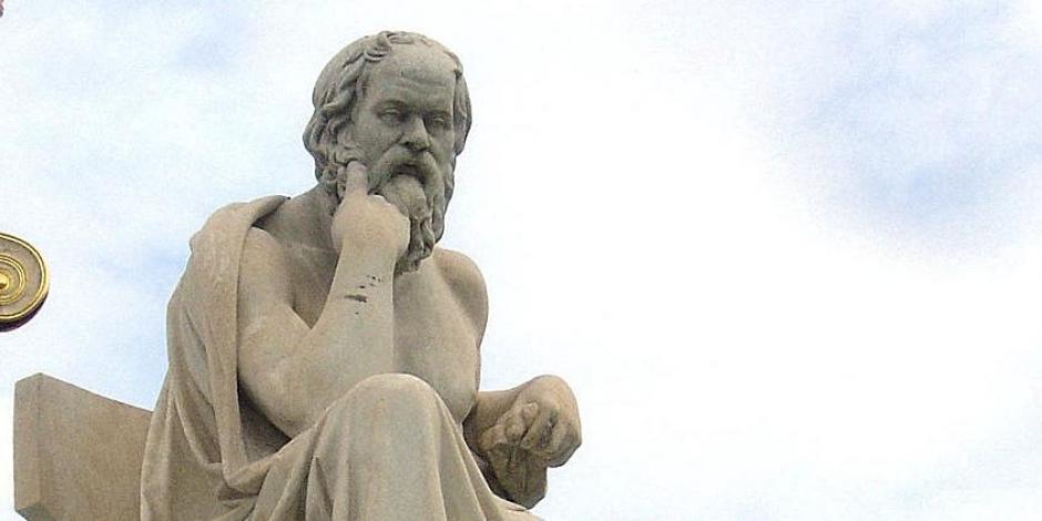 Estatua de Sócrates por Leonidas Drosis, 1885, Atenas.