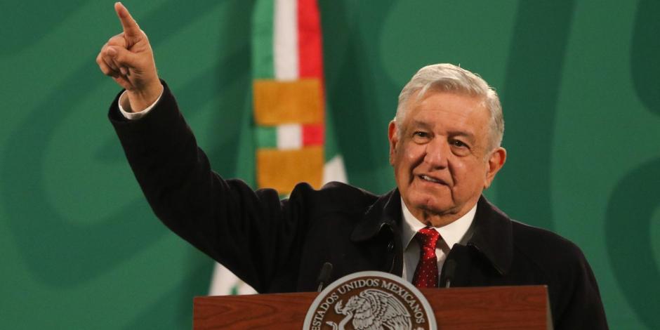 El Presidente Andrés Manuel López Obrador (AMLO dijo que este informe de los auditores buscó afectar la imagen del gobierno).