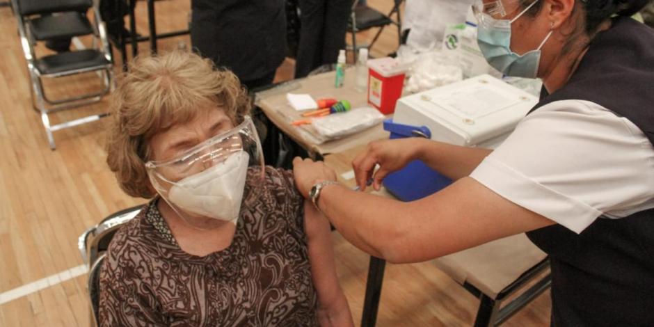 Milpa Alta lleva un 103 por ciento de vacunas contra COVID aplicadas a adultos mayores.