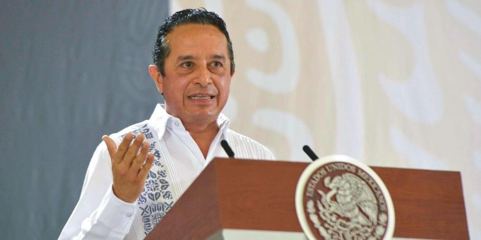 El Gobernador de Quintana Roo, Carlos Manuel Joaquín González.