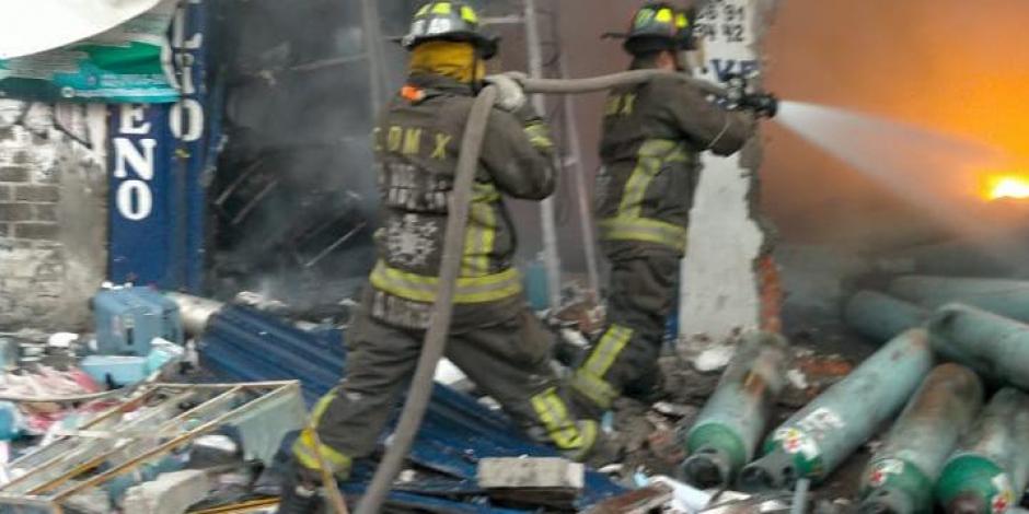 La explosión en Iztapalapa tuvo lugar en un establecimiento de oxígeno medicinal e industrial, ubicado en Avenida Hidalgo, colonia Jacarandas
