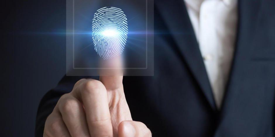 Presidente de la Comisión Anticorrupción de Coparmex alerta que la medida legislativa sobre los datos biométricos, "es peligrosa".