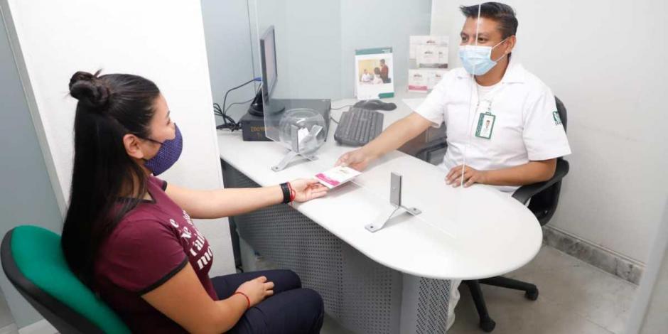 El Instituto Mexicano del Seguro Social (IMSS) hizo un llamado a los derechohabientes a que acudan a sus consultas de medicina familiar.