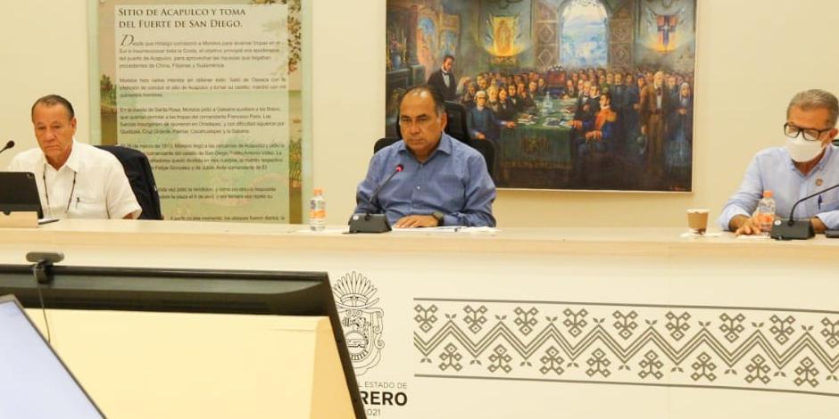 El gobernador Héctor Astudillo, ayer, al inaugurar la capacitación.
