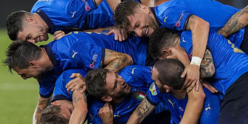Jugadores de la selección de Italia festejan un gol ante Suiza en la fase de grupos de la Eurocopa 2021 el pasado 16 de junio.