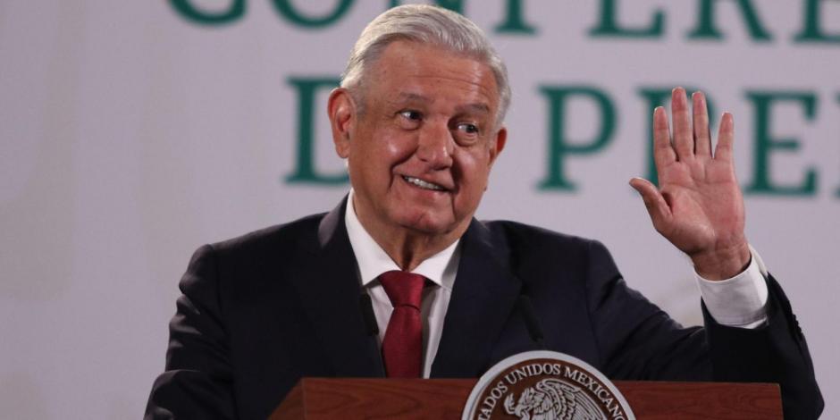 El Presidente López Obrador durante su conferencia matutina, este martes.