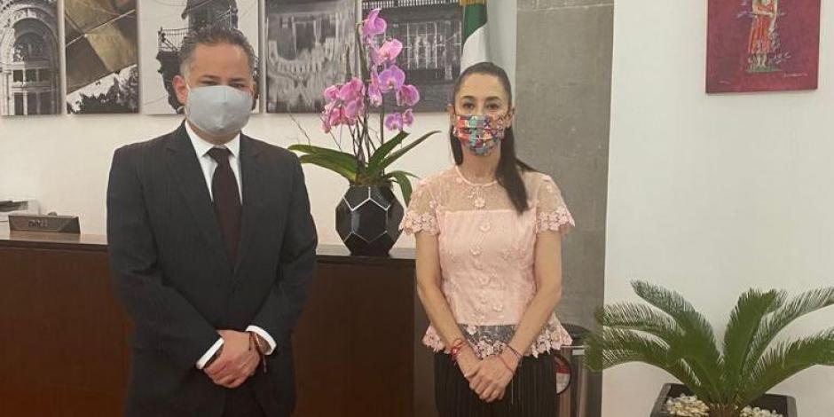 (Izq. a der.) Santiago Nieto, titular de la UIF y Claudia Sheinbaum, Jefa de Gobierno de la CDMX.