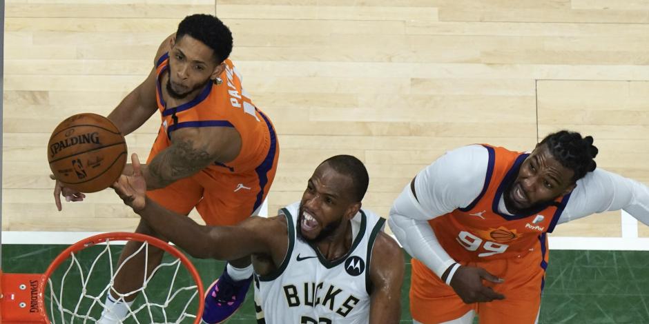 Suns y Bucks llegan al Juego 5 de las Finales de la NBA con la serie igualada 2-2.