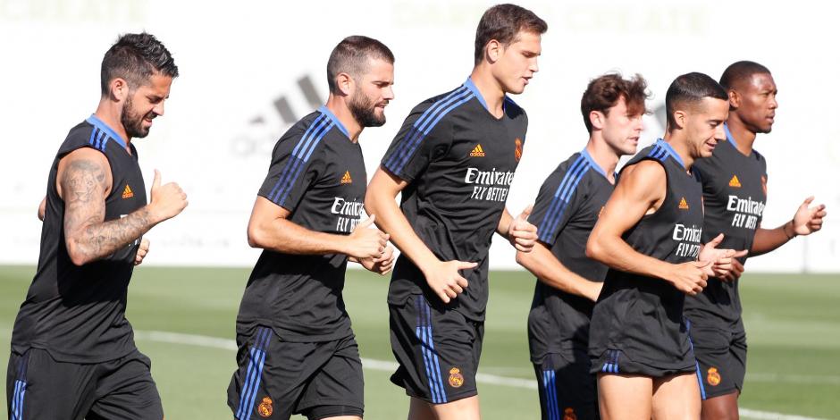 Futbolistas del Real Madrid durante un entrenamiento.