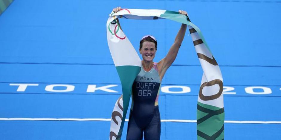 Flora Duffy ganó medalla de oro en triatlón femenino.