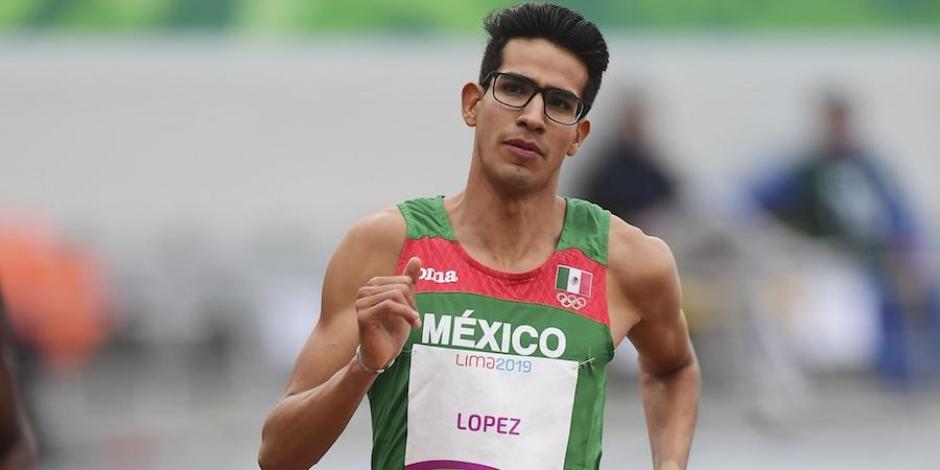 El atleta Jesús Tonatiu López.