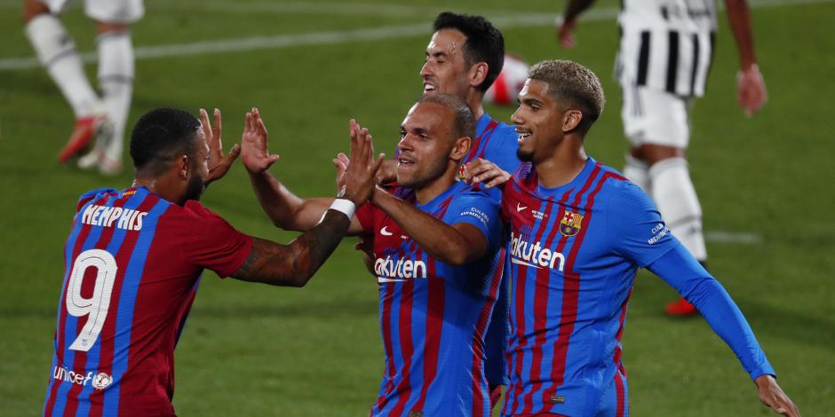 Jugadores del Barcelona festejan un gol contra la Juventus en el partido por el trofeo Joan Gamper el pasado 8 de agosto.
