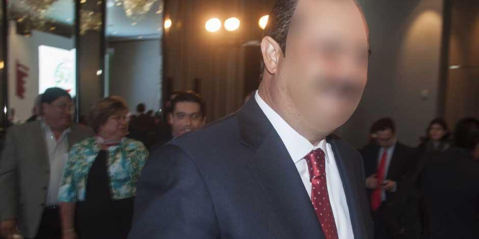 el exgobernador de Chihuahua, César Horacio Duarte Jáquez presentó una demanda en contra de su sucesor, el panista Javier Corral Jurado.