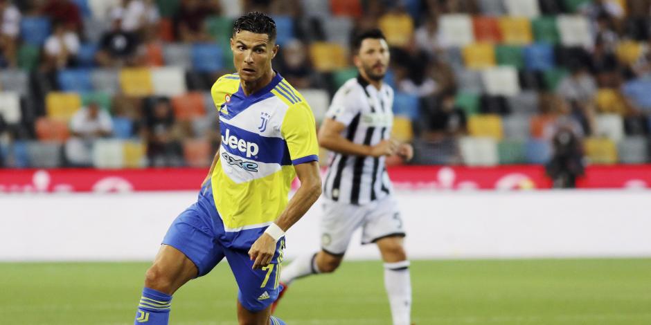 Cristiano Ronaldo conduce el balón durante el juego entre Juventus y Udinese en la Fecha 1 de la Serie A el pasado 22 de agosto.