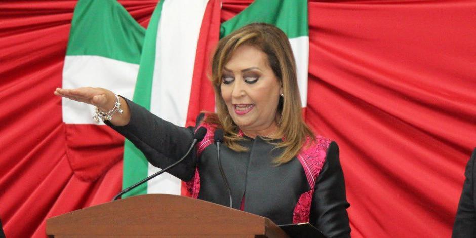 Lorena Cuéllar, gobernadora electa de Tlaxcala, rindió protesta esta mañana