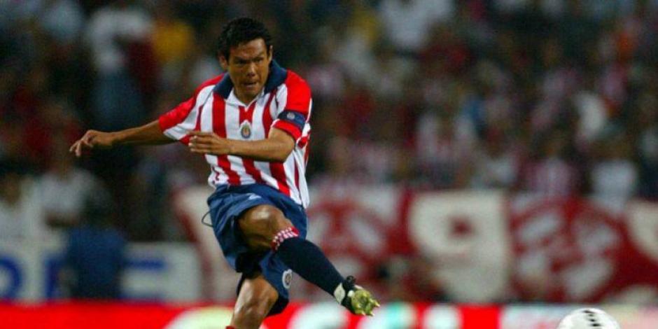 Joel "Tiburón" Sánchez, exdefensa de las Chivas de Guadalajara.