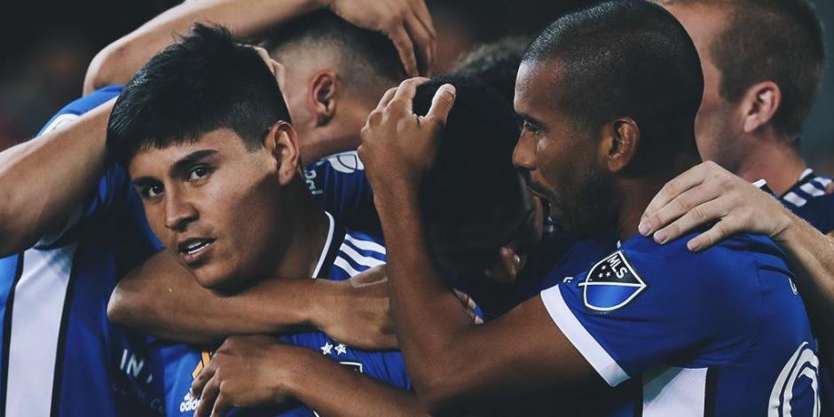 "Chofis" López celebra uno de sus goles en la MLS