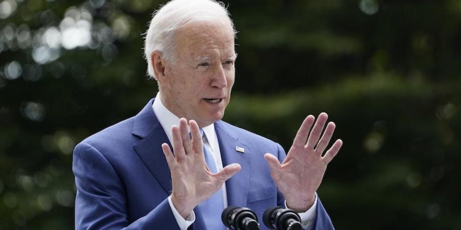 El presidente Joe Biden pronuncia un discurso en la Casa Blanca, ayer.