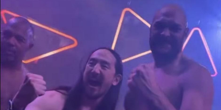 Steve Aoki y Tyson Fury en pleno festejo luego de la victoria del púgil británico sobre el estadounidense Deontay Wilder.